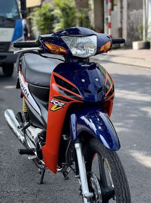 Góp đưa 10 củ nhận xe xe đẹp. Mua bán Xe máy tại Quận 8 Tp Hồ Chí Minh được đăng bởi Đặng Thái Hòa