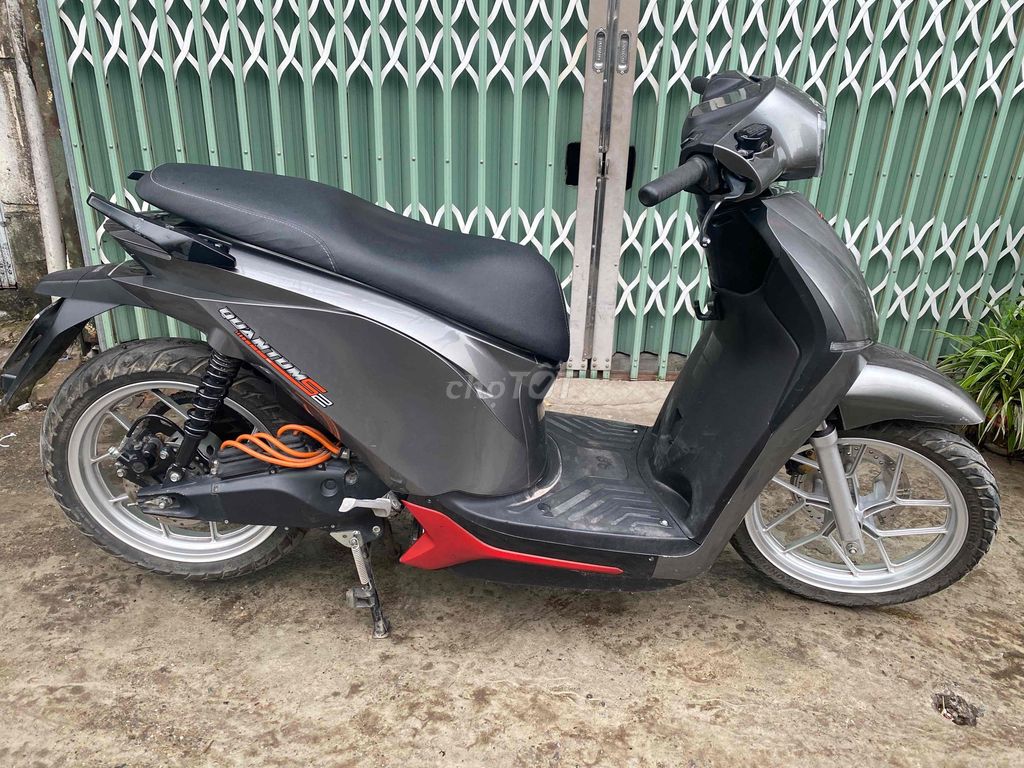 Xe máy điện VinFast Quantum S2 Xám. Mua bán Xe điện tại undefined undefined được đăng bởi Mai Huy  hình 4