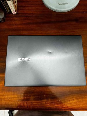 Laptop Asus Zenbook 13 inch