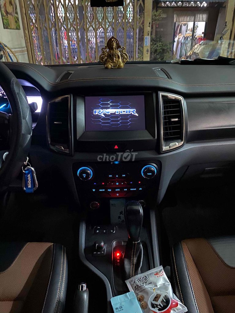 Ford Ranger 2018 Wildtrak 3.2L 4x4 AT - 88123 km. Mua bán Ô tô tại Quận 10 Tp Hồ Chí Minh được đăng bởi Lê Kim Du hình 8