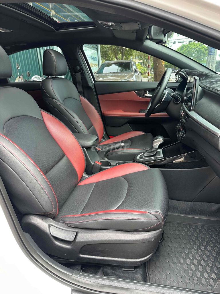 Kia K3 2024 Premium 2.0 AT - 23000 km. Mua bán Ô tô tại Quận Long Biên Hà Nội được đăng bởi Bùi Đình Thông hình 13