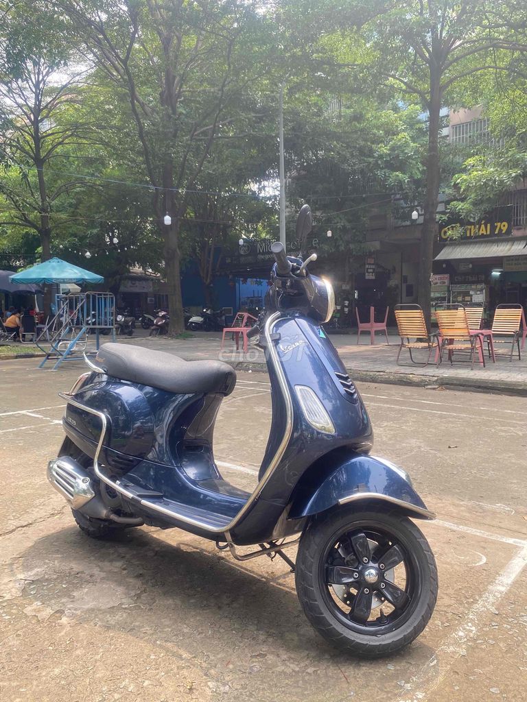 Пьяджо Веспа LX 125 2018 Синий Черный 30 000 км