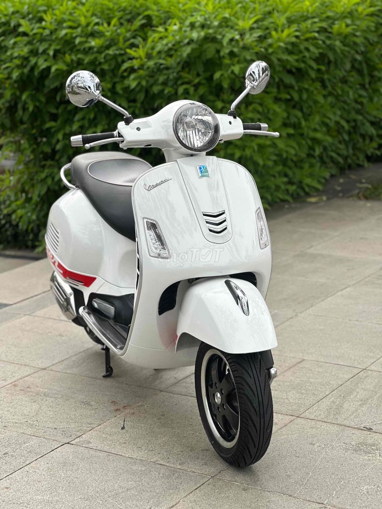 🇨🇮🇨🇮Supper GTS 125cc. ABS 2 Kênh. Ngay Chủ. Mua bán Xe máy tại Quận Gò Vấp Tp Hồ Chí Minh được đăng bởi VESPA ĐỨC NGUYỄN  hình 1