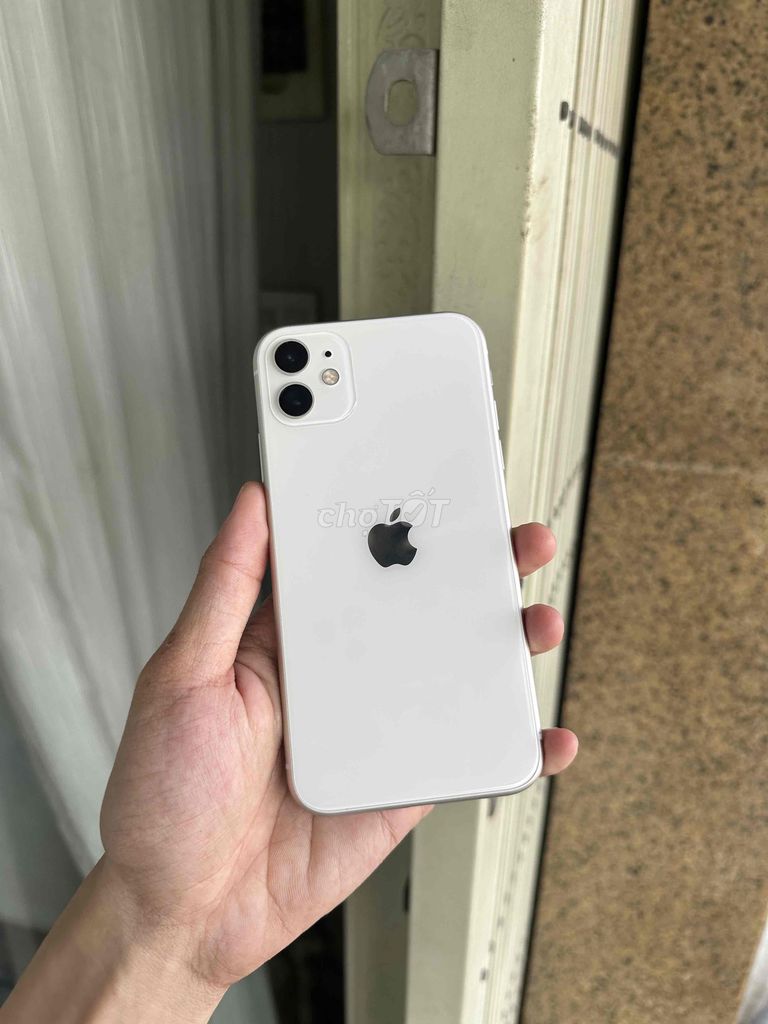 Cần bán Apple iphone 11 quốc tế zin full chức nang. Mua bán Điện thoại tại Thành phố Qui Nhơn Bình Định được đăng bởi Gia Long hình 1