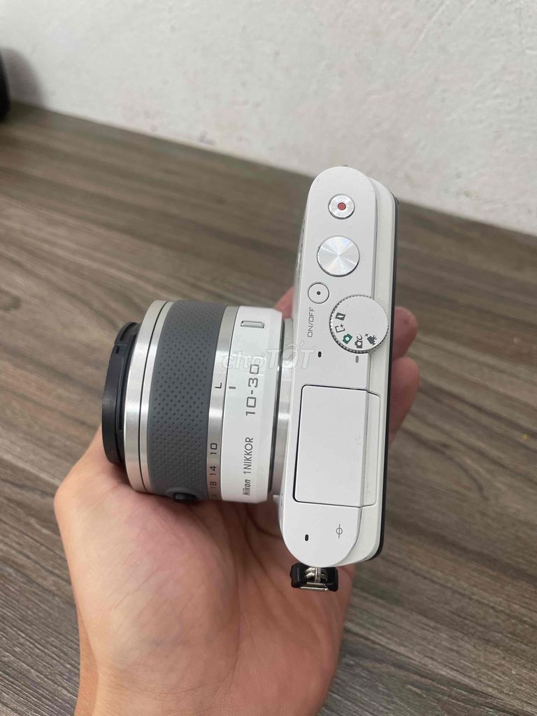 Nikon j3 kèm ống kính 10 30 đẹp sưu tầm. Mua bán Máy ảnh, Máy quay tại Quận Thanh Xuân Hà Nội được đăng bởi Mua bán giao lưu các Dòng máy ảnh giá tốt hình 1