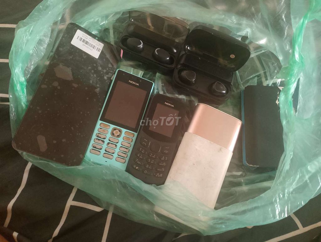 Nokia Xanh ngọc, Đen. Mua bán Điện thoại tại Quận Lê Chân Hải Phòng được đăng bởi hùng hình 1