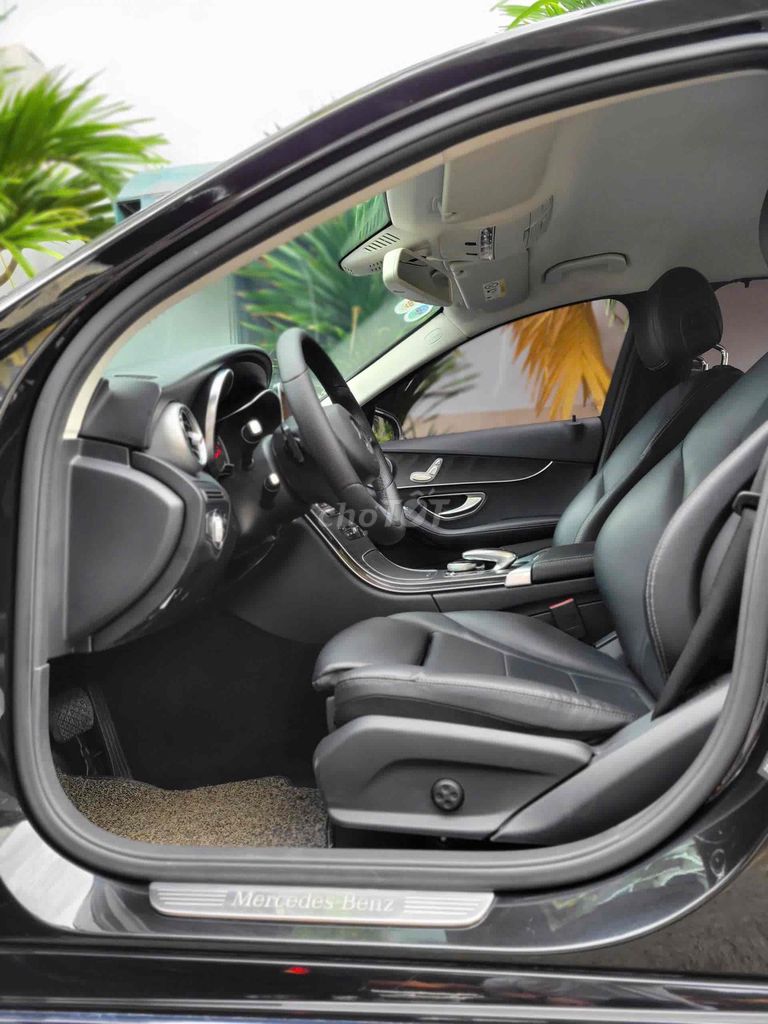 Mercedes Benz C Class 2018 C200 - 81000 km. Mua bán Ô tô tại Quận Gò Vấp Tp Hồ Chí Minh được đăng bởi Thức hình 6