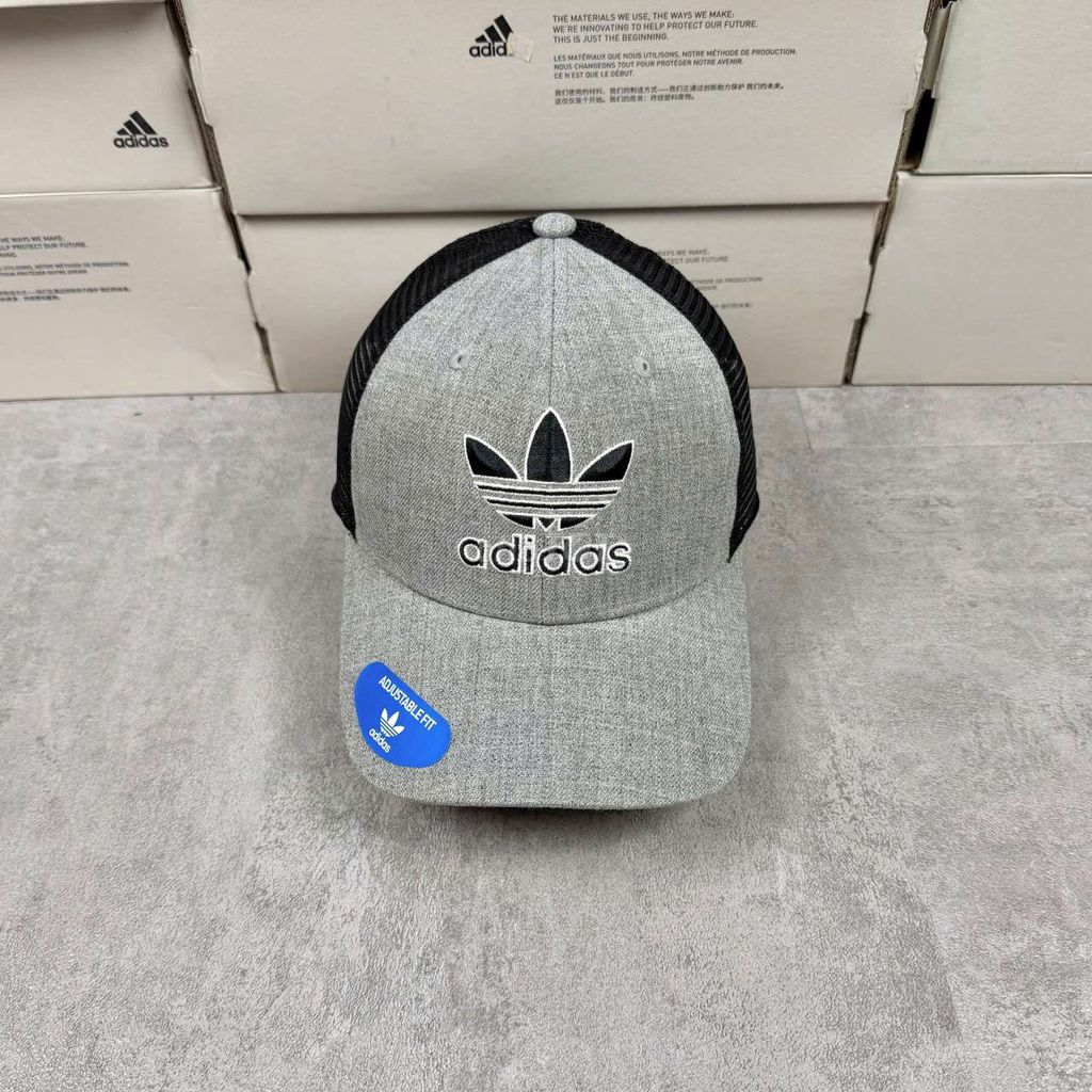 Mũ lưỡi trai  Icon Trefoil Trucker Cap Snapback. Mua bán Phụ kiện thời trang khác tại Thành phố Thủ Đức Tp Hồ Chí Minh được đăng bởi Ali Nguyễn hình 1
