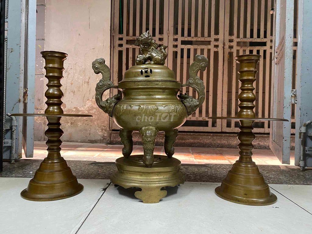 Bộ lư tam sự đồng xưa cao 45cm. Mua bán Đồ sưu tầm, đồ cổ tại Huyện Dầu Tiếng Bình Dương được đăng bởi lê cường hình 1