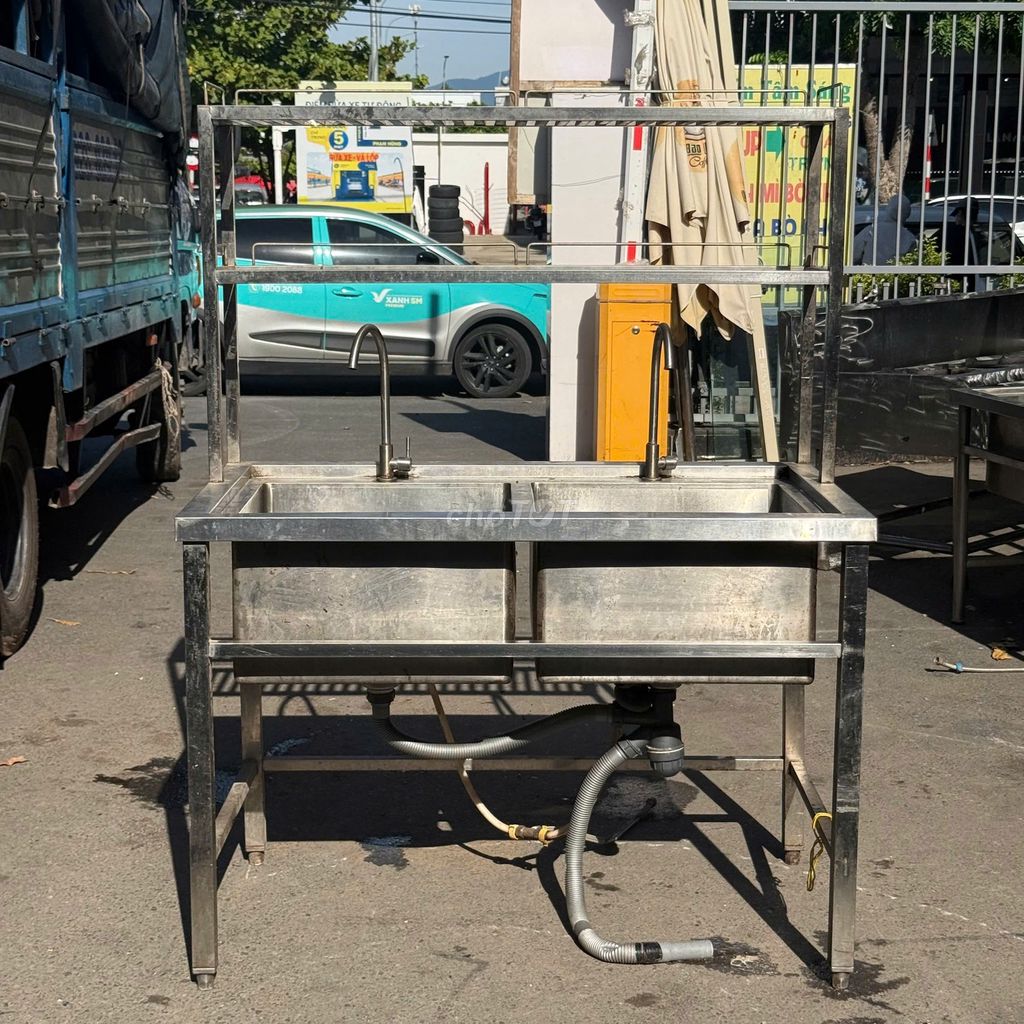 HL230726 Bồn rửa đôi kèm kệ	. Mua bán Dụng cụ nhà bếp tại Quận Cẩm Lệ Đà Nẵng được đăng bởi Huỳnh Hà  hình 1