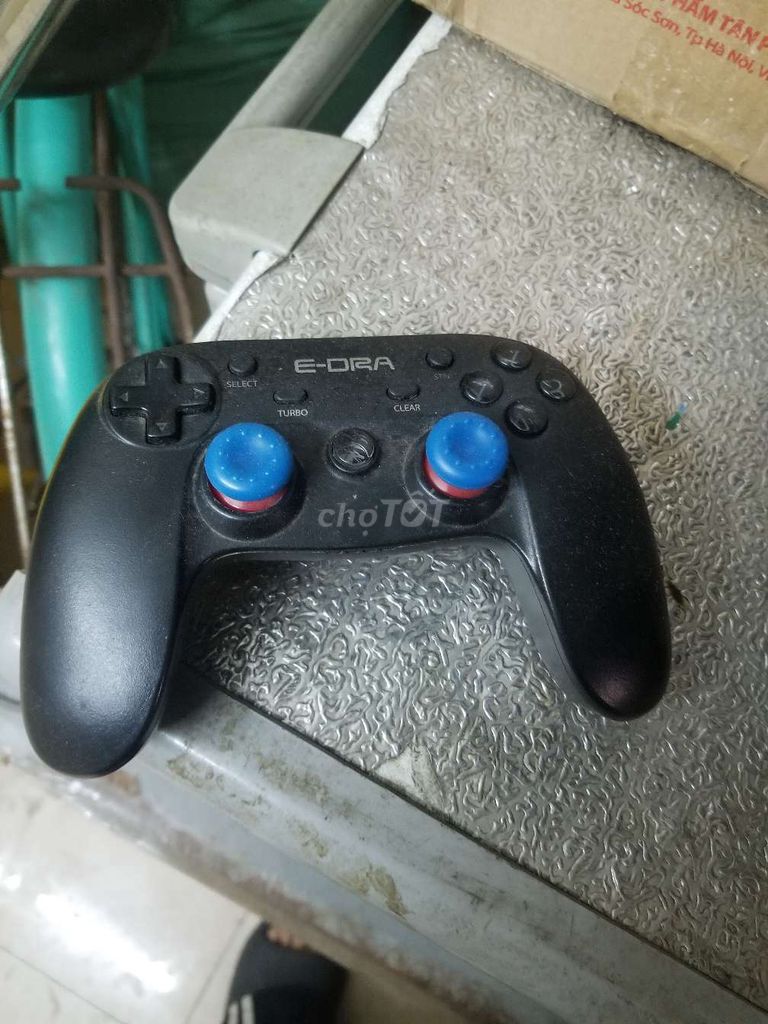 Tay cầm E-Dra Không dây Đen. Mua bán Thiết bị chơi game tại Quận Hà Đông Hà Nội được đăng bởi Giang Bảo Long hình 1