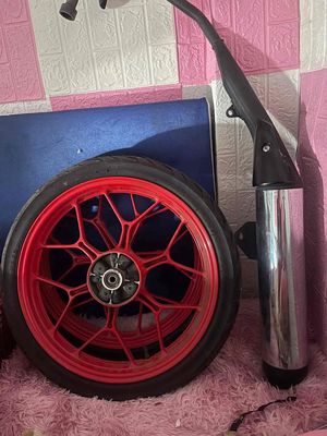 dư dùng nên bán lại mâm vs pô có bán lẻ pô. Mua bán Phụ tùng xe tại Thành phố Biên Hòa Đồng Nai được đăng bởi Đông hình 1