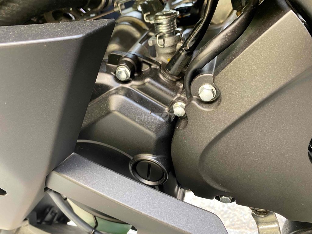 Yamaha R15 v3 biển 29 cuối 2022 lướt mới pkl moto. Mua bán Xe máy tại Quận Cầu Giấy Hà Nội được đăng bởi Tong motor xe may hình 4