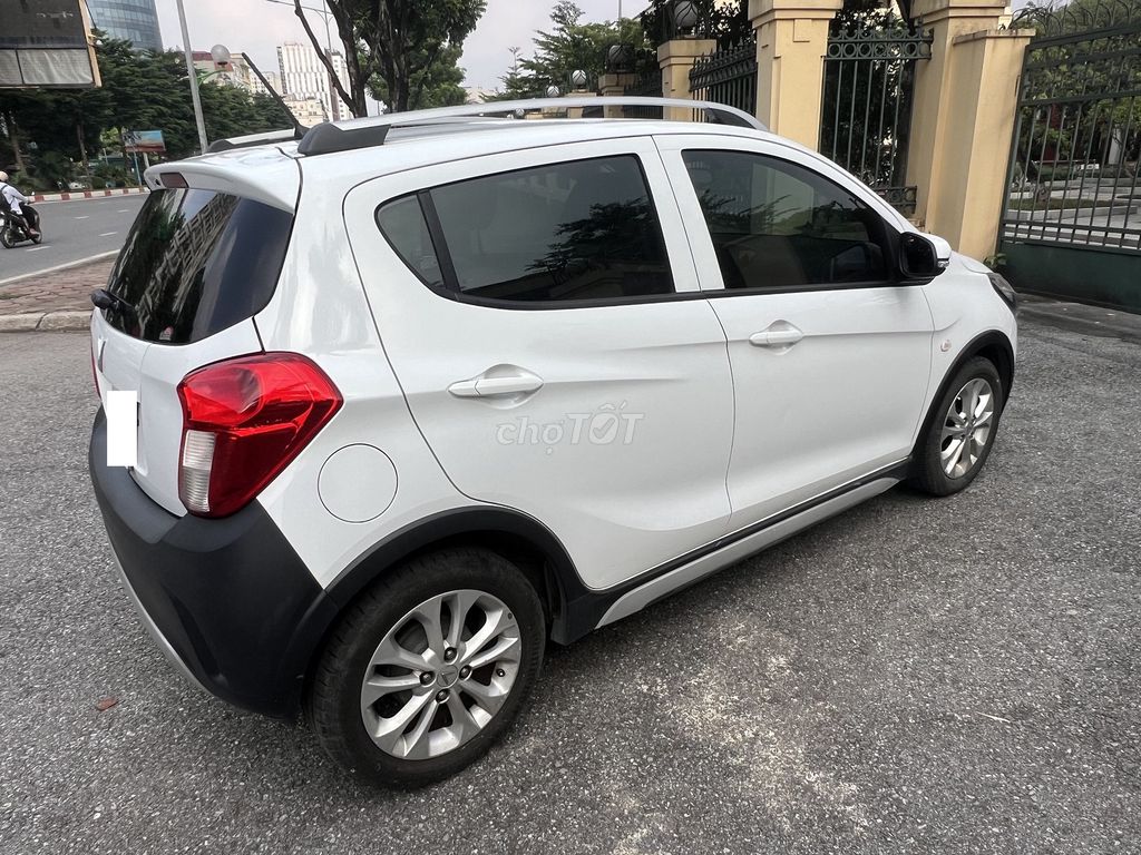 VinFast Fadil 1.4L 2019 Белый Автомат 90 тыс. км