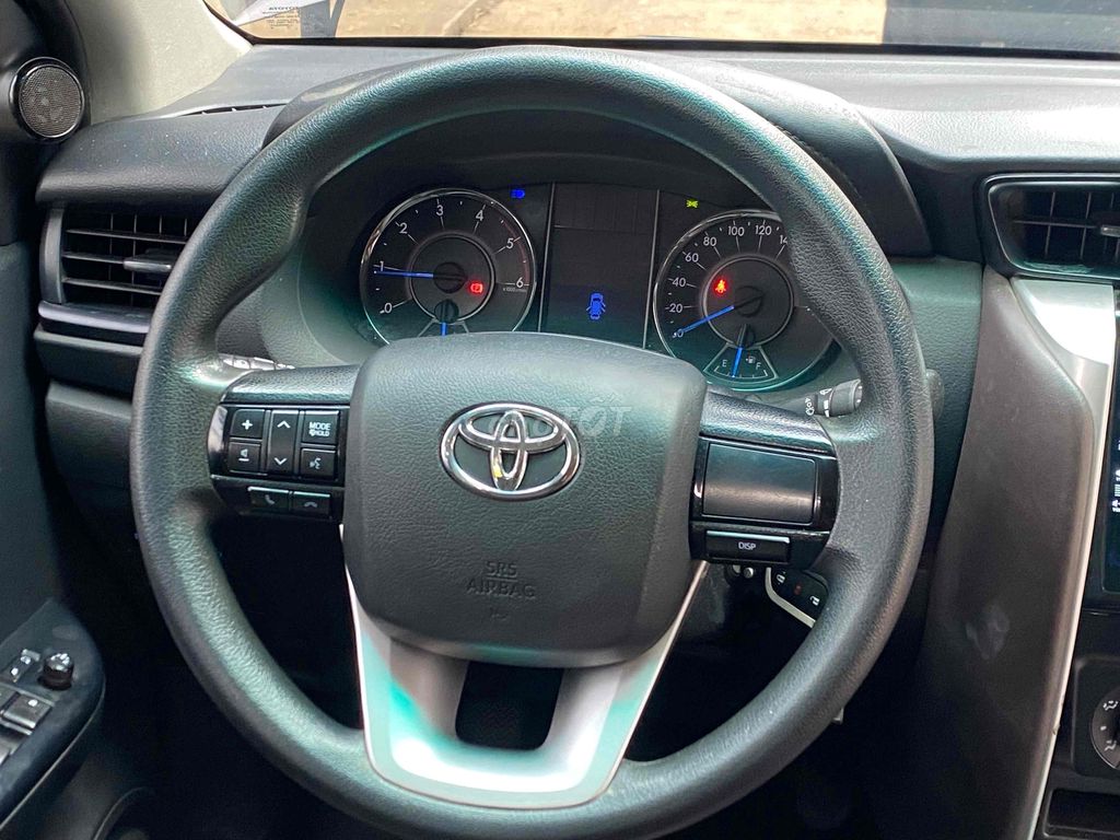 Toyota Fortuner 2017 đk 2018 sàn dầu(1 chủ). Mua bán Ô tô tại Thành phố Long Khánh Đồng Nai được đăng bởi Mr hiếu hình 4