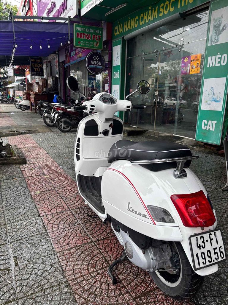 Piaggio Vespa 3V GTS đời 2014,bs 43.Có trả góp. Mua bán Xe máy tại Quận Liên Chiểu Đà Nẵng được đăng bởi quang chuyên hình 6