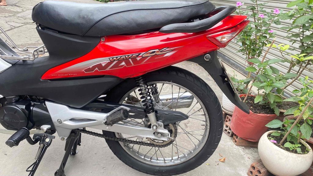 Honda Wave 50cc màu Đỏ. Mua bán Xe máy tại Quận Tân Phú Tp Hồ Chí Minh được đăng bởi Hồ Bích Thuỷ hình 4