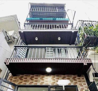 Townhouse 18 m² · 2 bed · Đường Phạm Văn Đồng