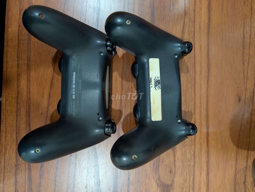 Tay cầm Sony DualShock 4 Đen PS4. Mua bán Thiết bị chơi game tại Quận Thanh Khê Đà Nẵng được đăng bởi Trần Ngọc Khoa hình 1