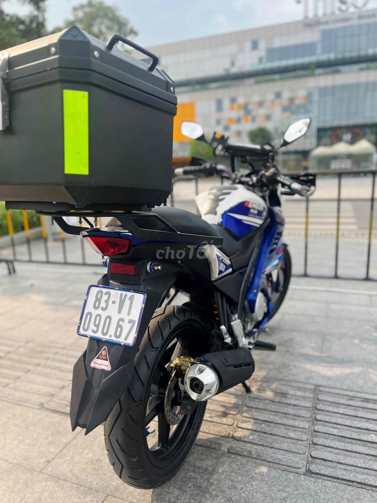 Yamaha FZ150cc 2017 Xanh trắng. Mua bán Xe máy tại Quận Gò Vấp Tp Hồ Chí Minh được đăng bởi Cầm đồ Thanh Nhật hình 4