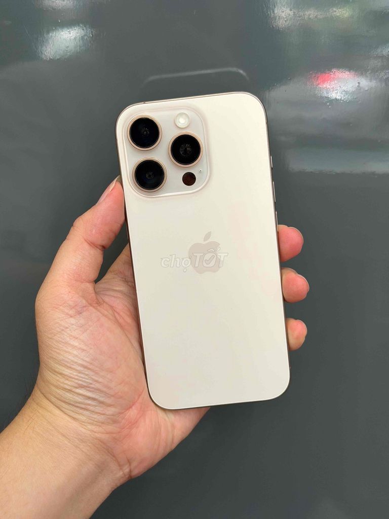 16 Pro 256GB Gold VN Pin 89 Zin ốc đẹp 98% imei929. Mua bán Điện thoại tại Quận Ninh Kiều Cần Thơ được đăng bởi Quý Mobile Cần thơ hình 1