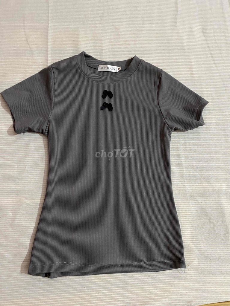 Áo thun JUSTDUN nữ vải gân. Mua bán Quần áo tại Huyện Mê Linh Hà Nội được đăng bởi Trang hình 1