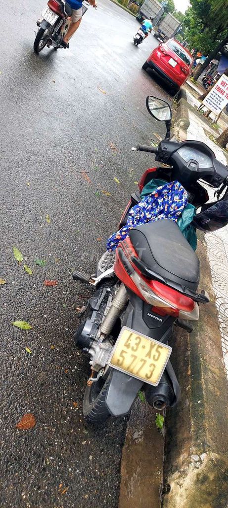 Cần bán xe mọi chức năng đầy đủ. Mua bán Xe máy tại Quận Cẩm Lệ Đà Nẵng được đăng bởi hà thị diễm My hình 2