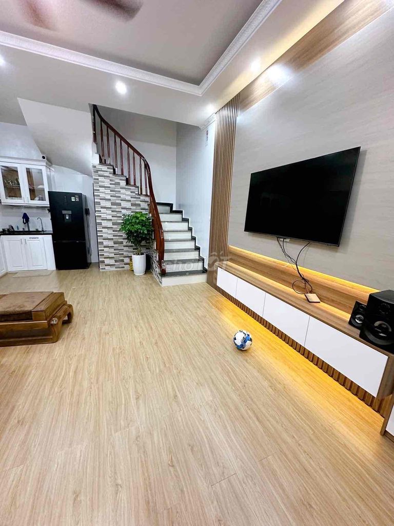 Quá Rẻ Định Công Thượng, 44m2 5 Tầng, Ô Tô Đỗ , Nhà Đẹp