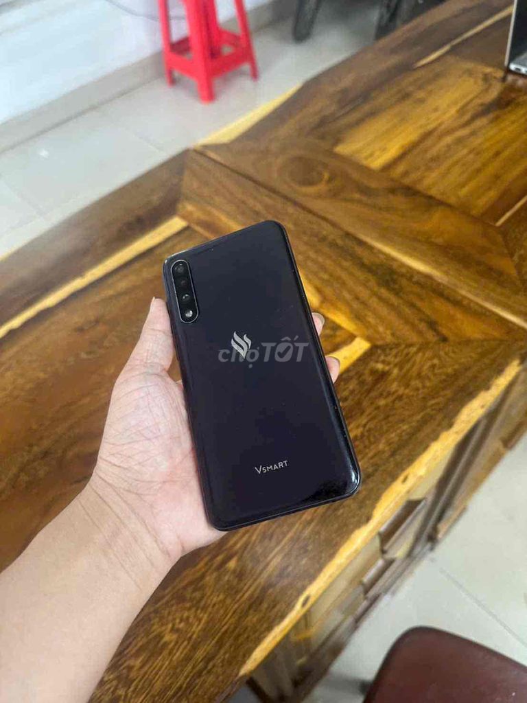 Vsmart Live ram4/ 64GB Đen Snapdragon 675. Mua bán Điện thoại tại Thành phố Buôn Ma Thuột Đắk Lắk được đăng bởi cầm đồ nguyễn phương hình 1