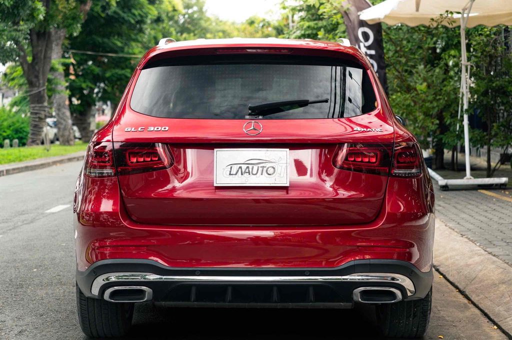 Mercedes Glc300 4Matic đklđ 2021- trả trước 450Tr. Mua bán Ô tô tại Quận 7 Tp Hồ Chí Minh được đăng bởi Thanh Cường Long Anh hình 4