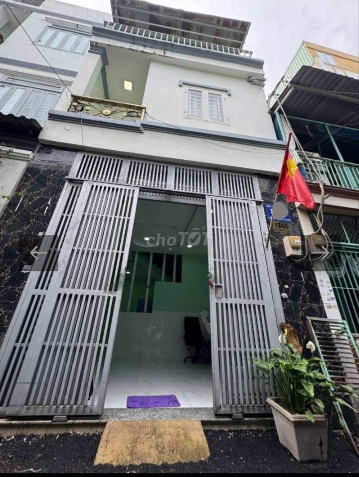 Huỳnh Văn Ngệ Tân Bình Hẻm Ba Gác 3 Tầng Diện Tích 33,6m2 Giá Thương 