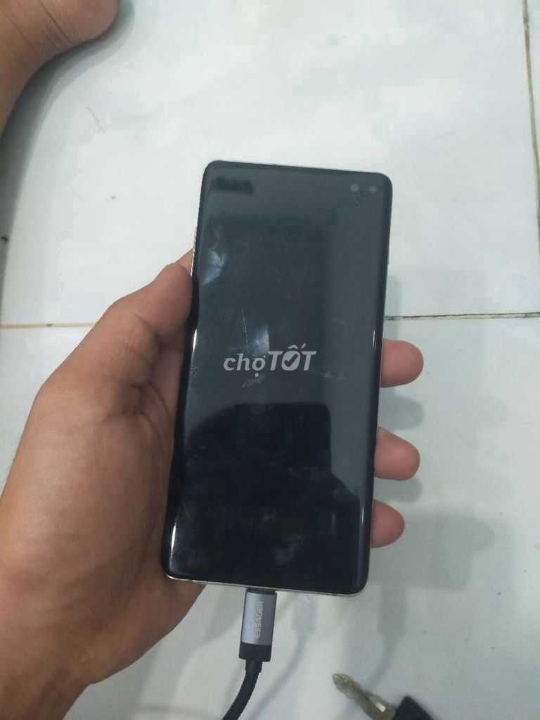 Samsung S10 Plus Xanh Đã qua sử dụng. Mua bán Điện thoại tại Thành phố Đông Hà Quảng Trị được đăng bởi Huy Le hình 1