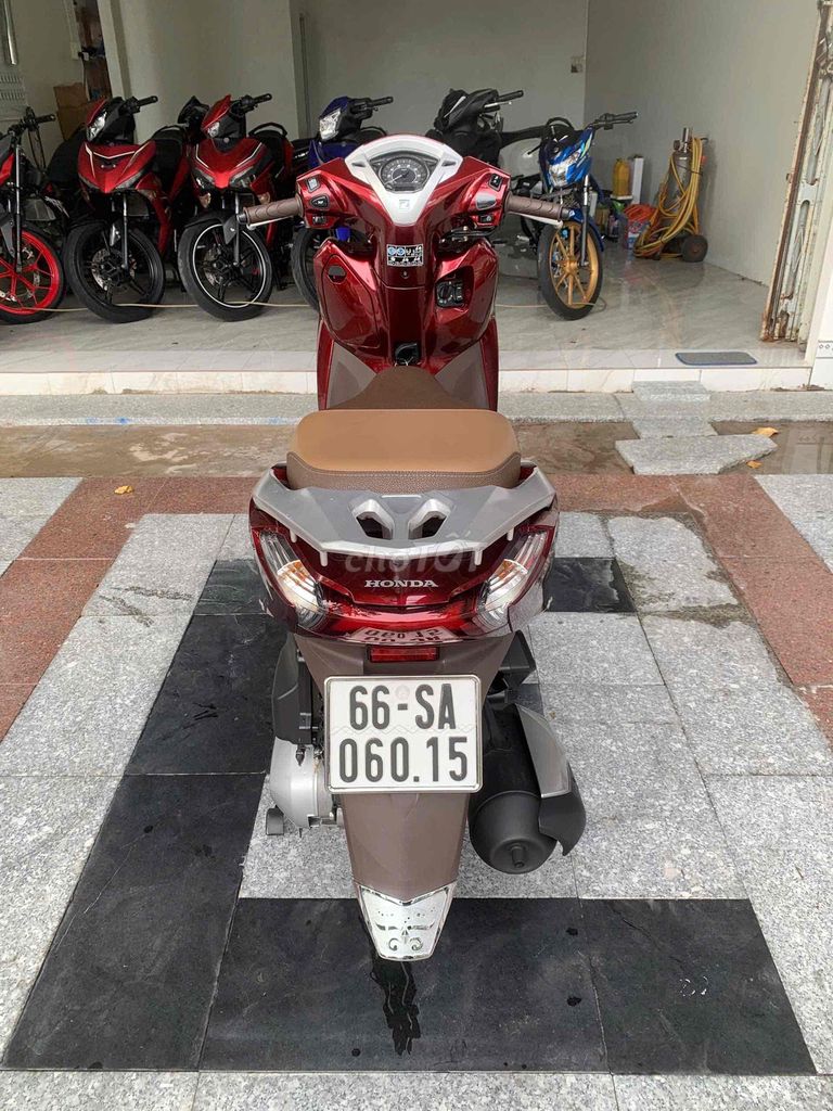 Honda Lead 125 2023 Đỏ 2.000 km. Mua bán Xe máy tại Thành phố Sa Đéc Đồng Tháp được đăng bởi DUY CƯỜNG hình 4