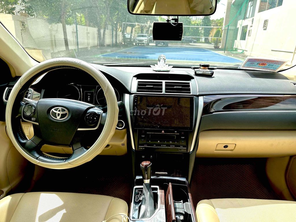 Toyota Camry 2018 2.0E - 50000 km. Mua bán Ô tô tại Quận Phú Nhuận Tp Hồ Chí Minh được đăng bởi SƠN hình 2