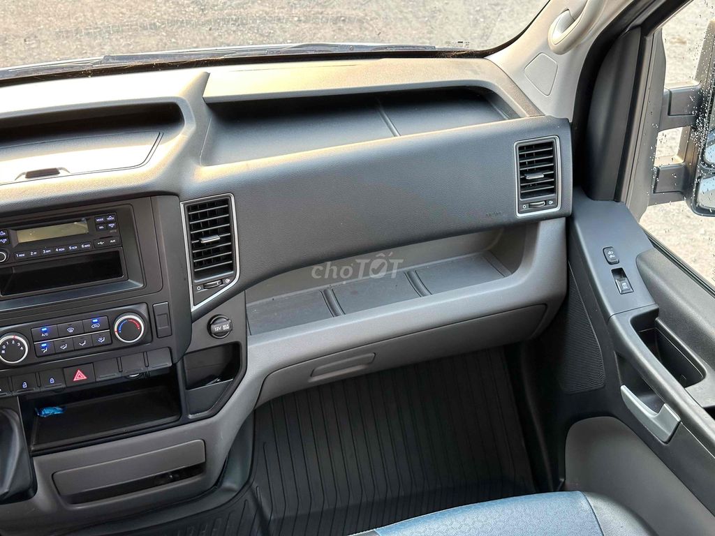 Hyundai Solati 2019 không kinh doanh zin rất đẹp. Mua bán Ô tô tại Quận Bình Tân Tp Hồ Chí Minh được đăng bởi Xe Hồng Minh hình 8