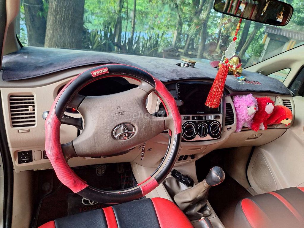 Toyota Innova 2007 số sàn màu bạc. Mua bán Ô tô tại Thành phố Thuận An Bình Dương được đăng bởi hoang huynh hình 5