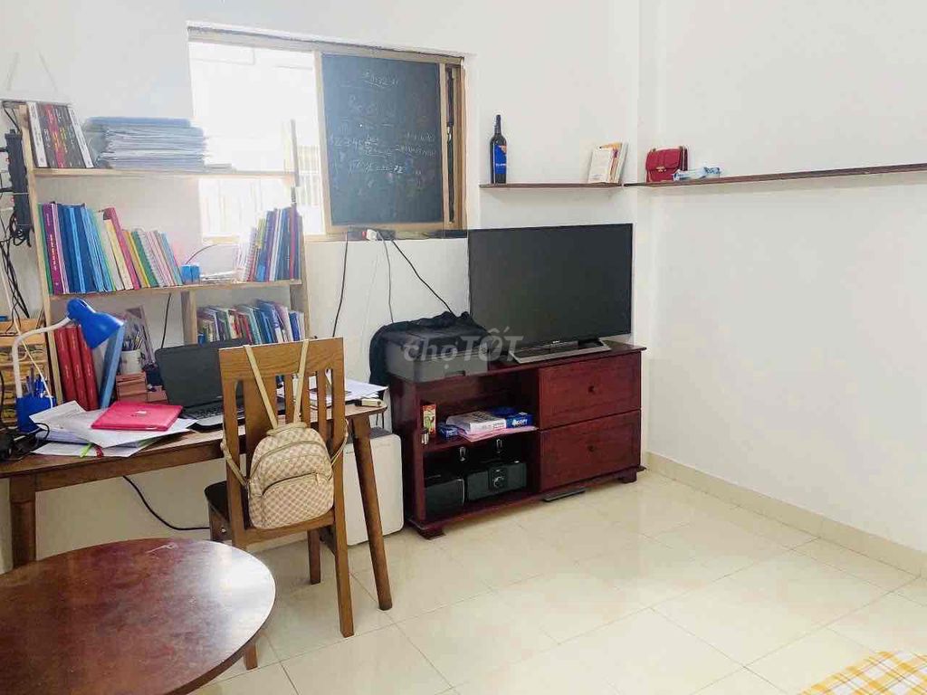 CHỈ 1.85 TỶ CÓ HỘ KHẨU NGAY TRUNG TÂM QUẬN 1