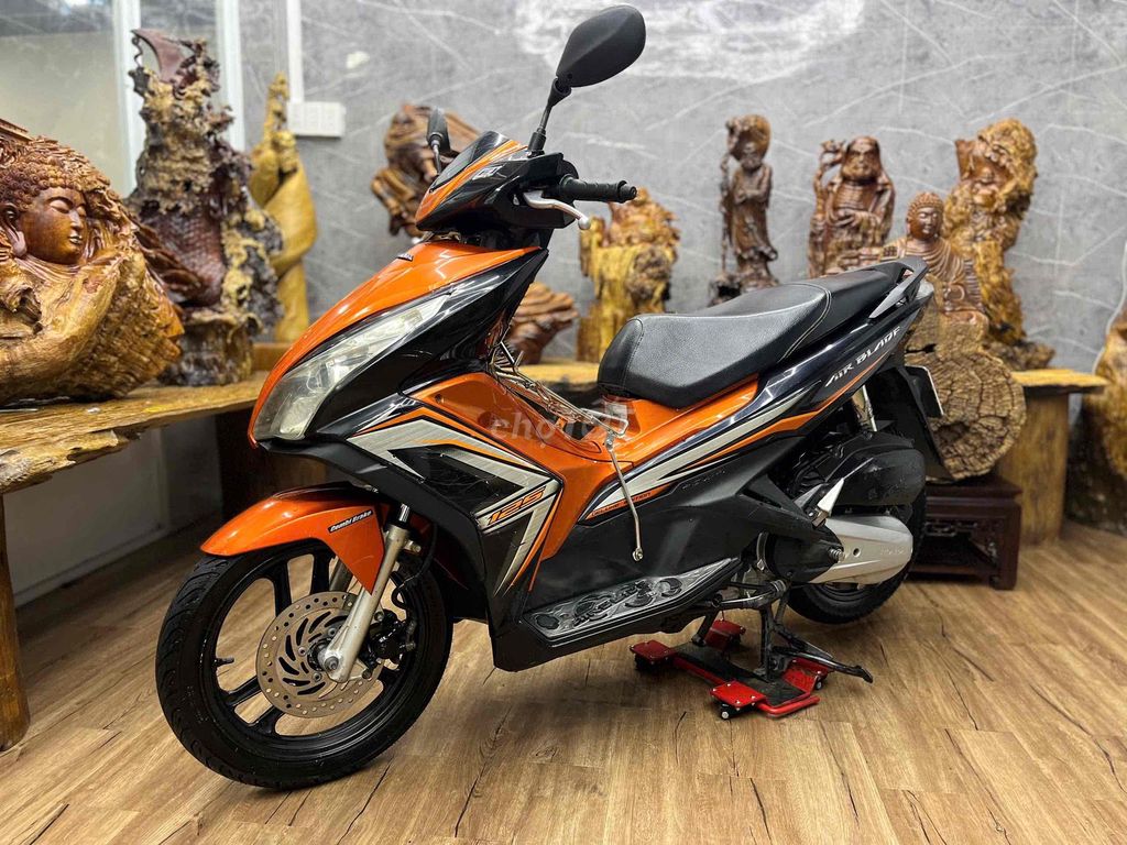 👉Airblade 2015 chính chủ biển SG khoá smartkey. Mua bán Xe máy tại Quận 7 Tp Hồ Chí Minh được đăng bởi Xe Cũ Hiếu CT hình 1