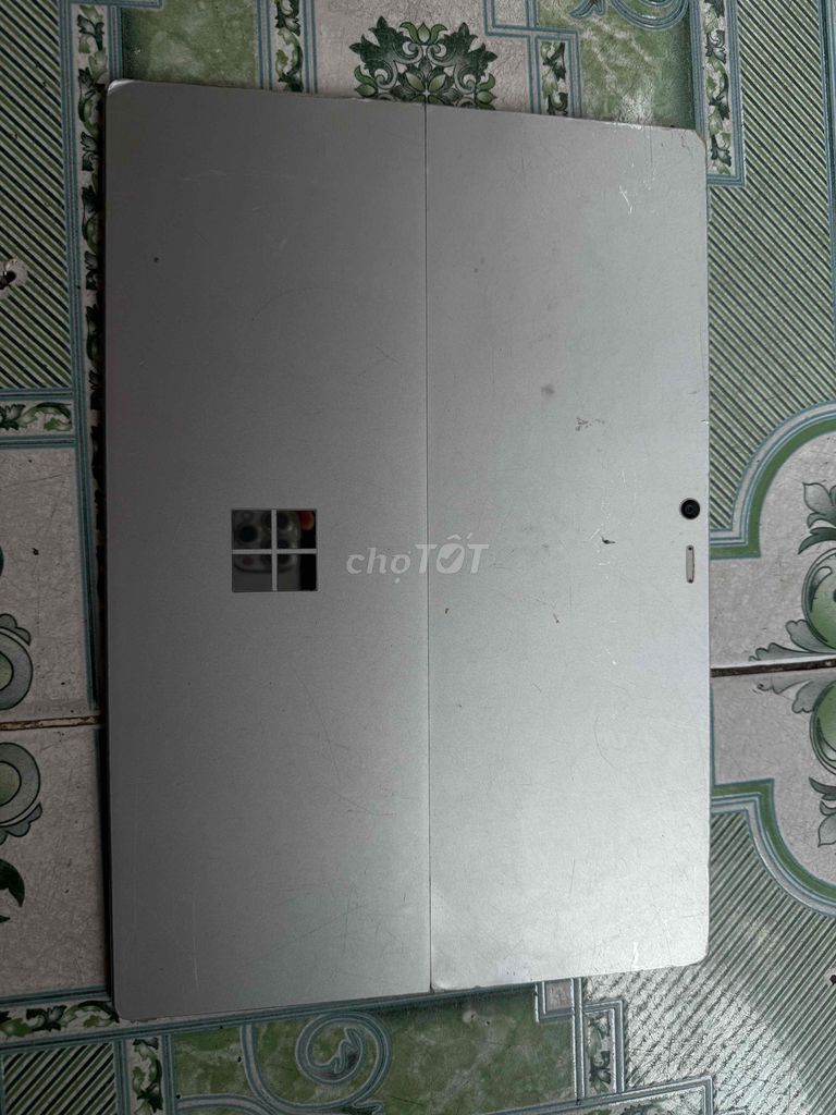 Microsoft Surface Pro 5 128GB Bạc. Mua bán Laptop tại Quận Gò Vấp Tp Hồ Chí Minh được đăng bởi Nguyễn Bắc hình 1