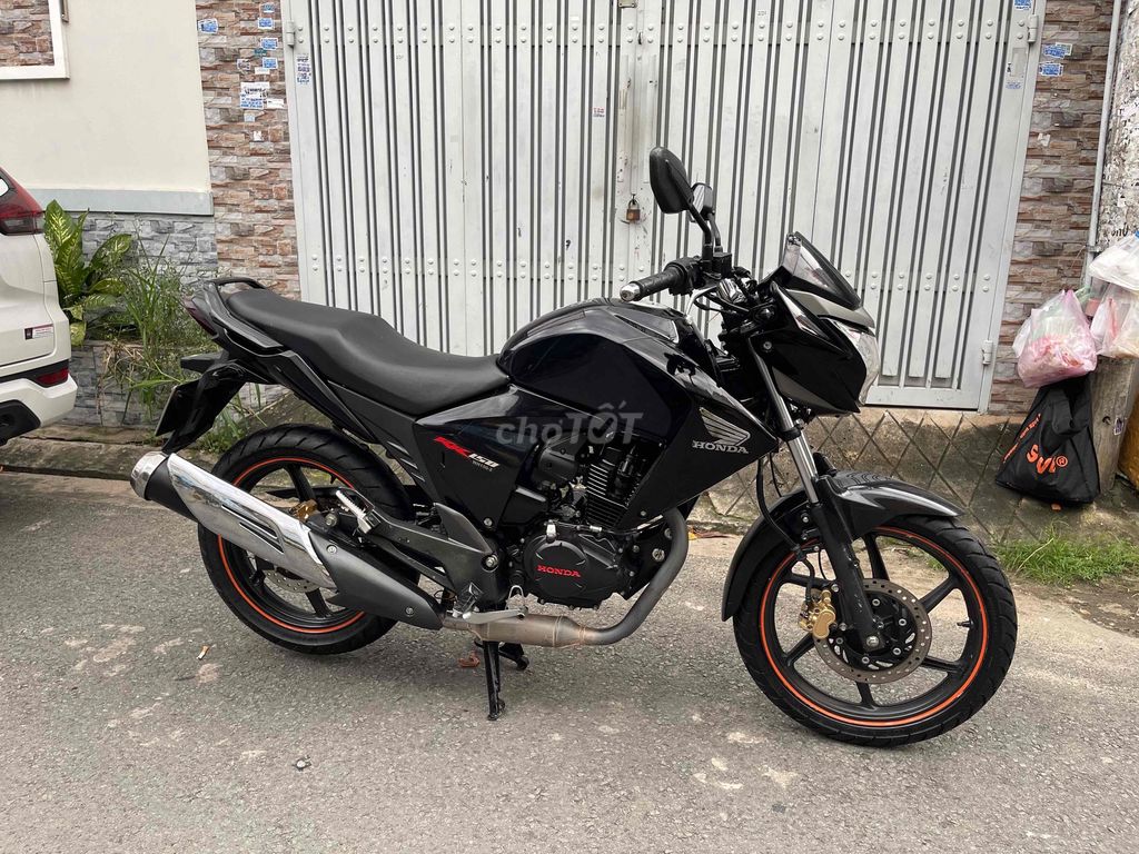 Honda RR150 2011 bstp 9chủ xe zin cực đẹp BS đẹp. Mua bán Xe máy tại Quận Bình Tân Tp Hồ Chí Minh được đăng bởi Huy hình 1