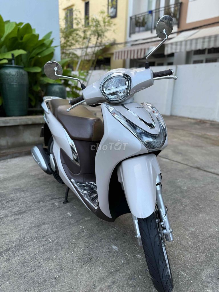 SH Mode 2021 Kem ABS xe đẹp 2 gương 2 khoá. Mua bán Xe máy tại Quận Thanh Khê Đà Nẵng được đăng bởi Long hình 6