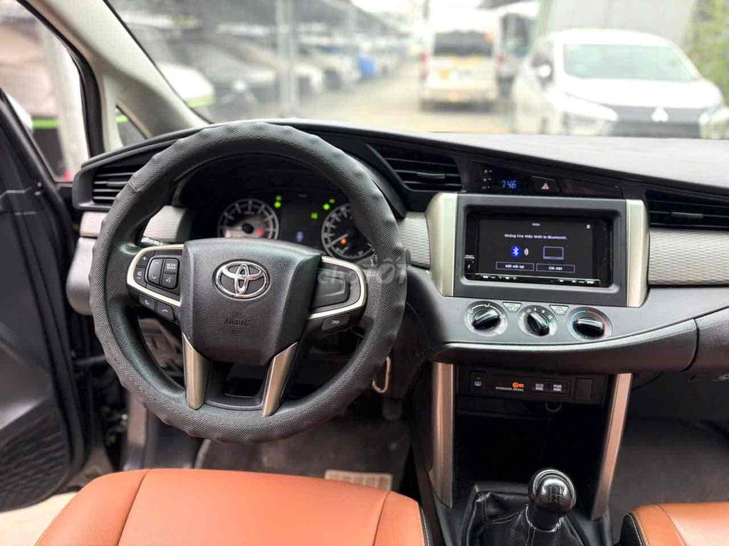 INNOVA 2.0E 2017 BẢO HÀNH 1 NĂM ,XE RẤT CHẤT. Mua bán Ô tô tại Quận Bình Tân Tp Hồ Chí Minh được đăng bởi XUÂN DUY AUTO hình 12