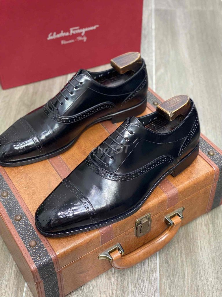 Giày Oxford Salvatore Ferragamo Size 41. Mua bán Giày dép tại Thành phố Ninh Bình Ninh Bình được đăng bởi Bùi Tuấn Nghĩa hình 1