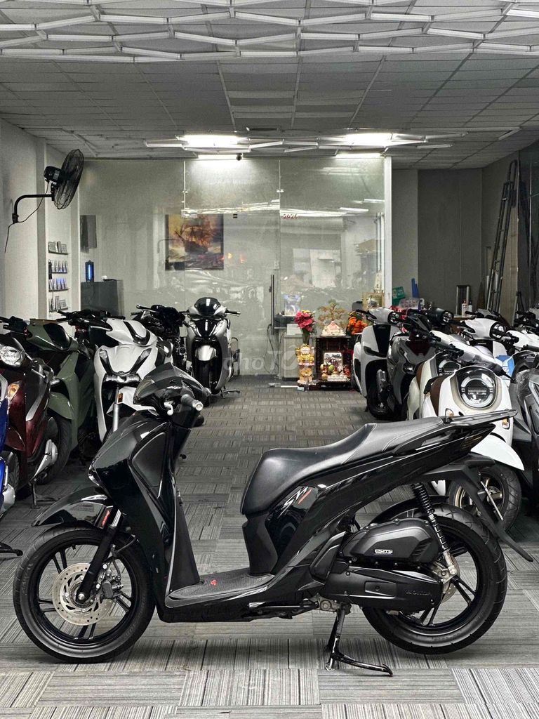 Honda SH150i ABS  2018  bs phong thuỷ 39393