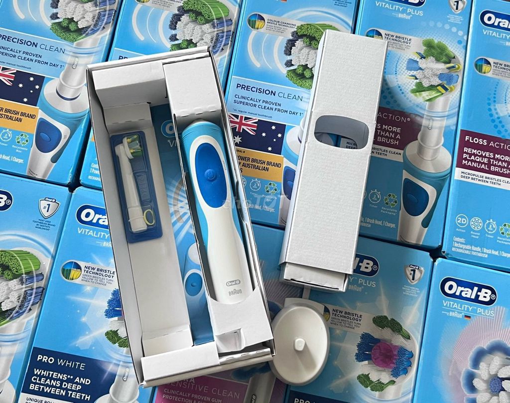 Bàn Chải Điện ORAL B cho người lớn