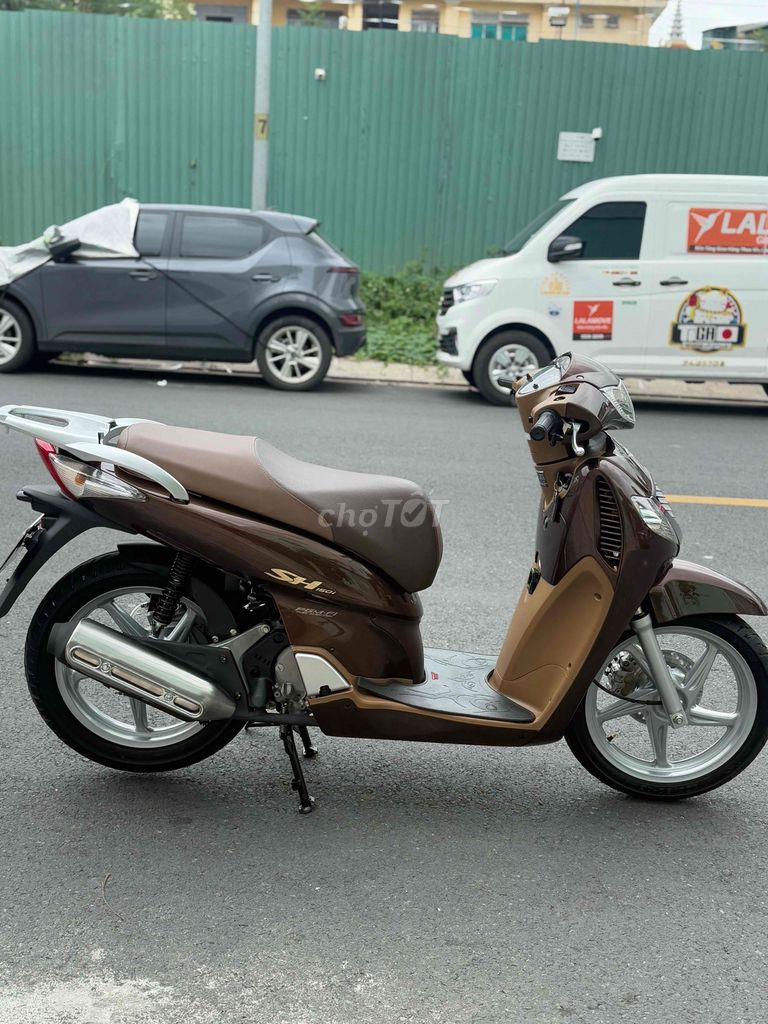 sh150 nhập ý 2008 xe bstp chính chủ. Mua bán Xe máy tại Quận 11 Tp Hồ Chí Minh được đăng bởi Phú Hào SH nhập ý shvn các dòng xe phổ thông  hình 6