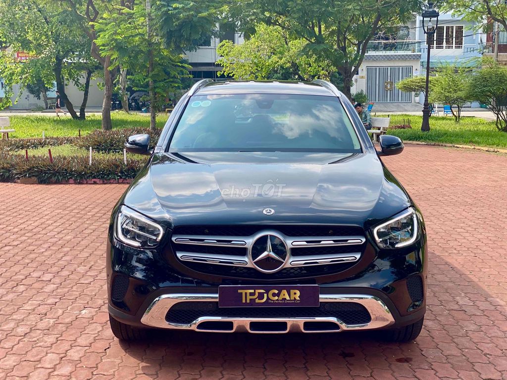 GLC200 2022 đen/kem lướt 11000 km