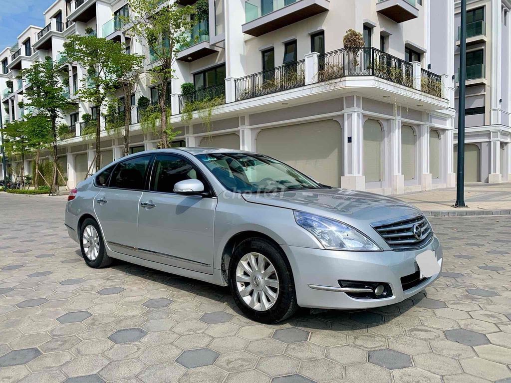 Nissan Teana 2010 2.0 AT - 160000 km. Mua bán Ô tô tại Quận Hoàng Mai Hà Nội được đăng bởi Huy Cường hình 5