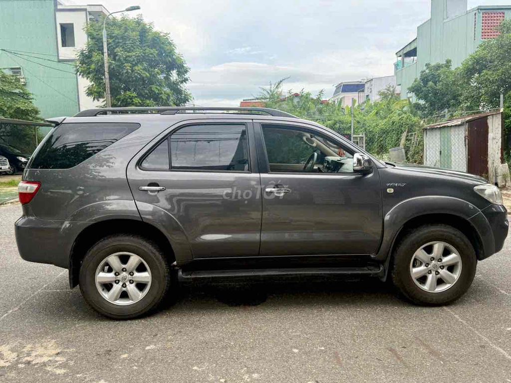 Toyota Fortuner 2010 2.7V  xe đẹp. Mua bán Ô tô tại Quận Liên Chiểu Đà Nẵng được đăng bởi toàn hình 5