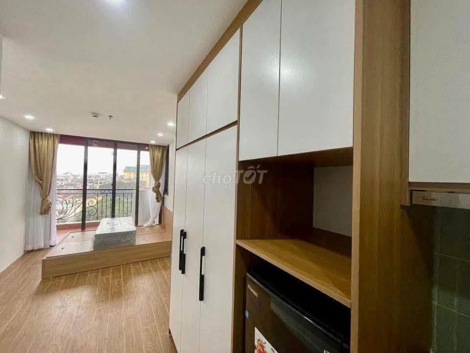 Продается квартира с обслуживанием в Cau Giay, 127 м2, 30 миллиардов долларов